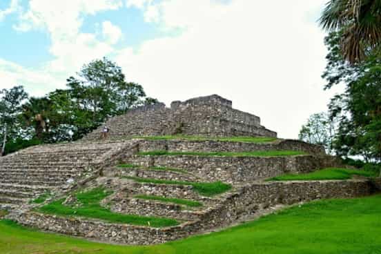 zona-arqueologica-de-el-tigre-1